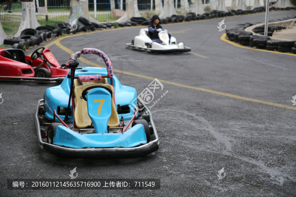 卡丁車