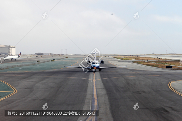 舊金山機(jī)場(chǎng)的飛機(jī)
