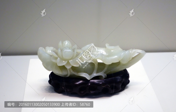 蓮藕形筆架