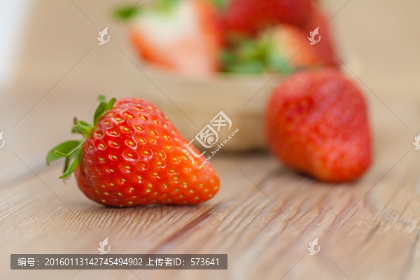 草莓