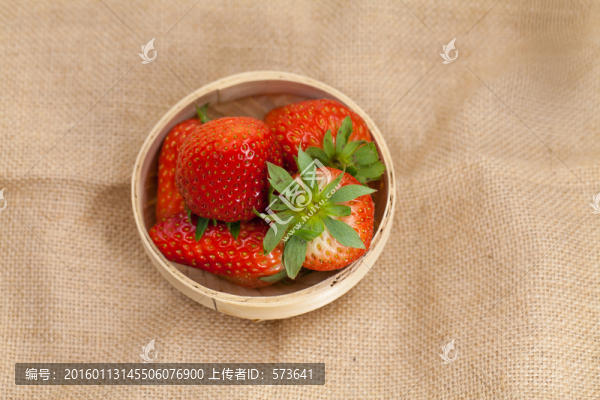 莓果