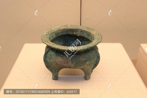 青銅鬲