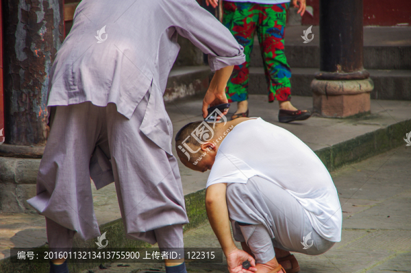 和尚,剃度