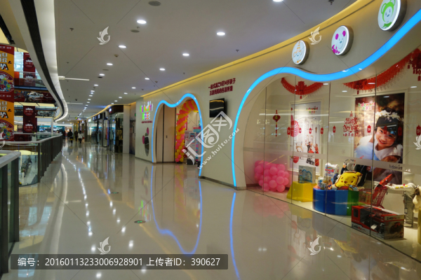 萬達廣場內(nèi)景