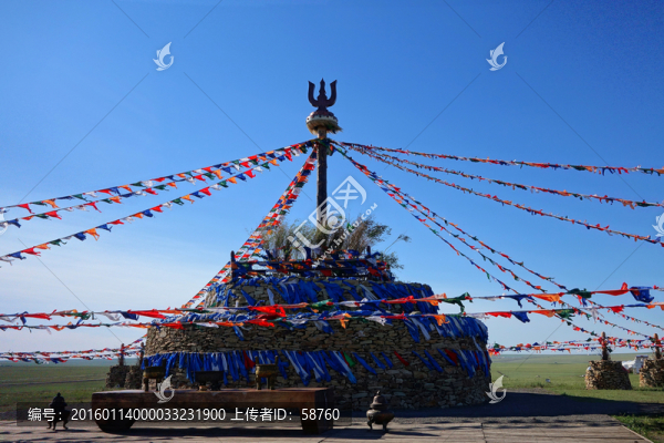 牧民祭祀的敖包