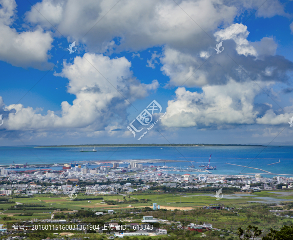 濱海小城全景