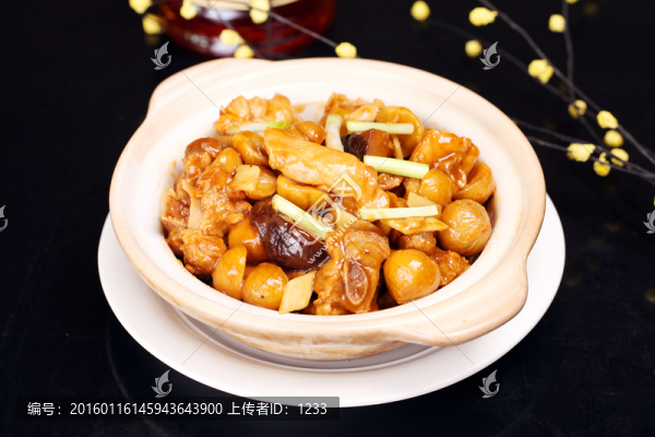 板栗排骨燜家雞
