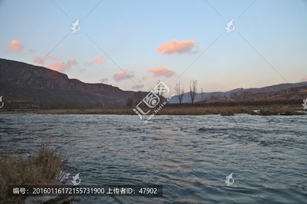 河流