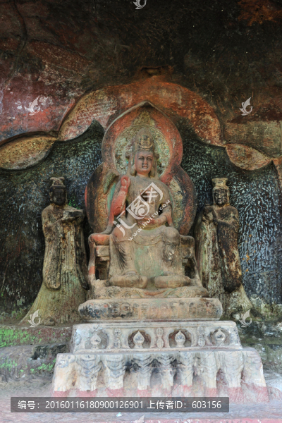石寶山,石窟