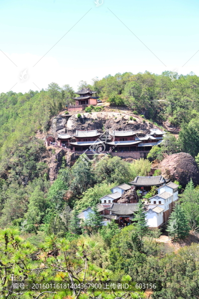 石寶山,石鐘寺