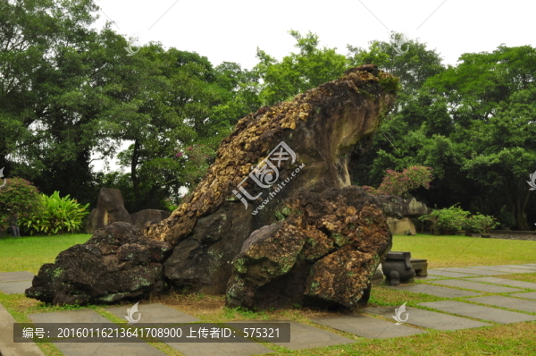 火山石,金蟾