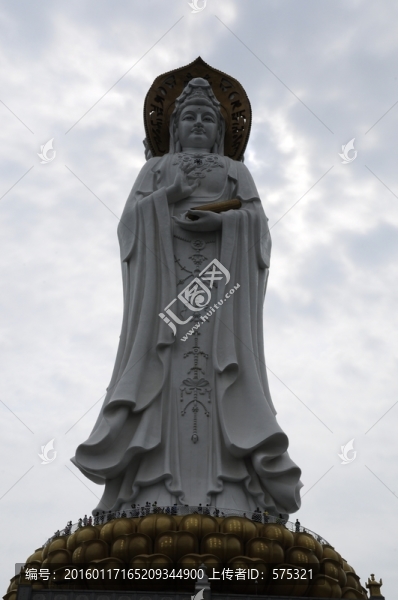 觀世音雕像
