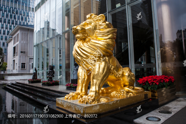 金色石獅