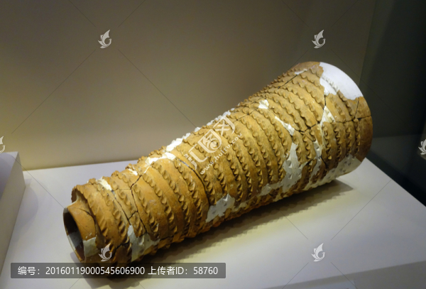 筒形陶器