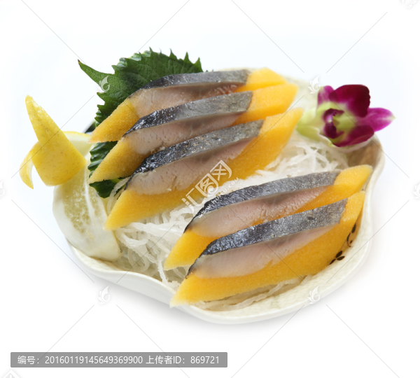 生魚片三紋魚拼盤