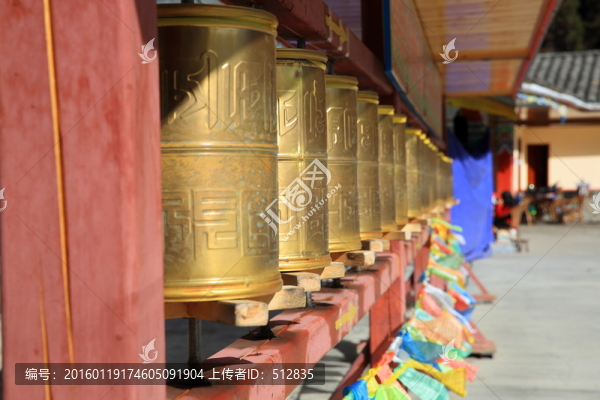 轉(zhuǎn)經(jīng)筒