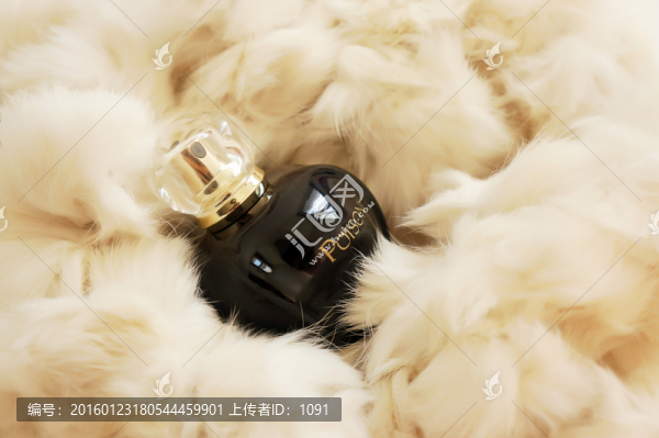 迪奧香水毒藥黑毒紫毒