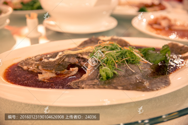 清蒸多寶魚