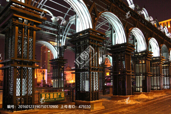 圣,索菲亞教堂廣場,鐵藝建筑