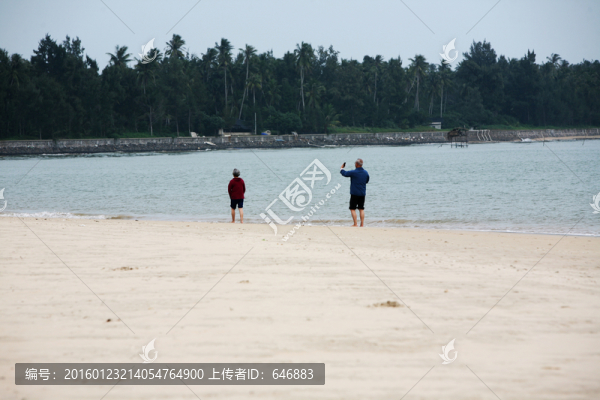 海邊漫步