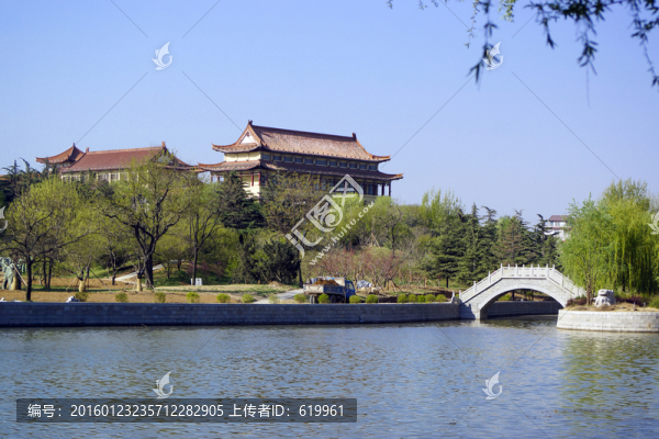 公園春色