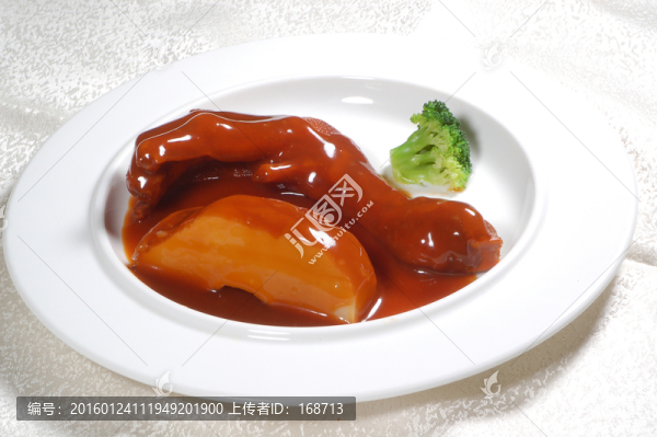 鮑汁白靈菇扣鵝掌