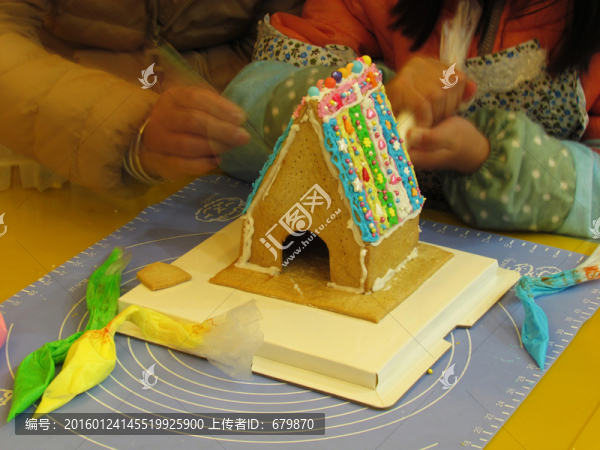 制作餅干小屋
