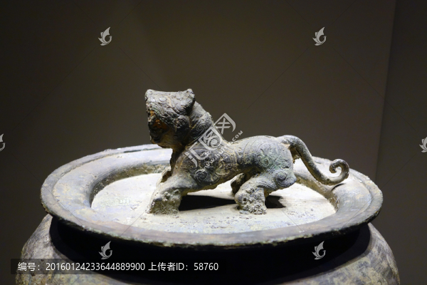 青銅錞于的虎紐
