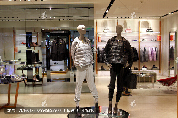 服裝商場,服裝城,服裝店,衣服