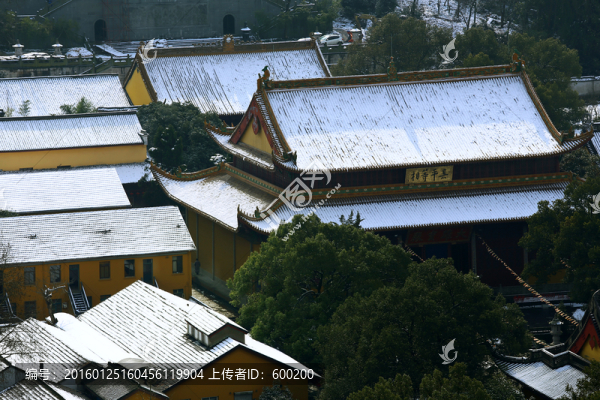 杭州西湖凈慈寺雪景