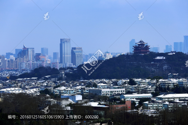 杭州冬天吳山雪景全景