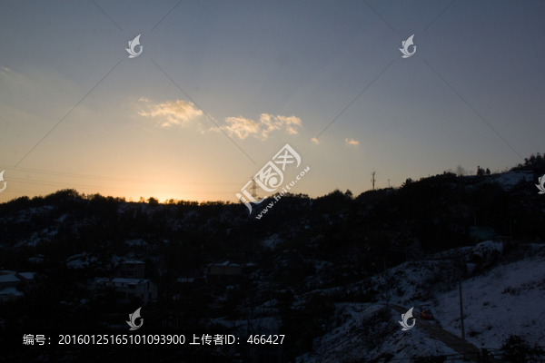 雪地美景,落光芒