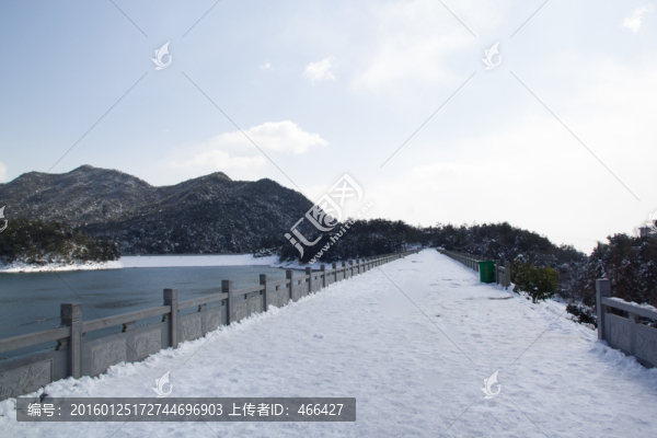 雪景大道塘橋