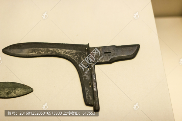 青銅鉞