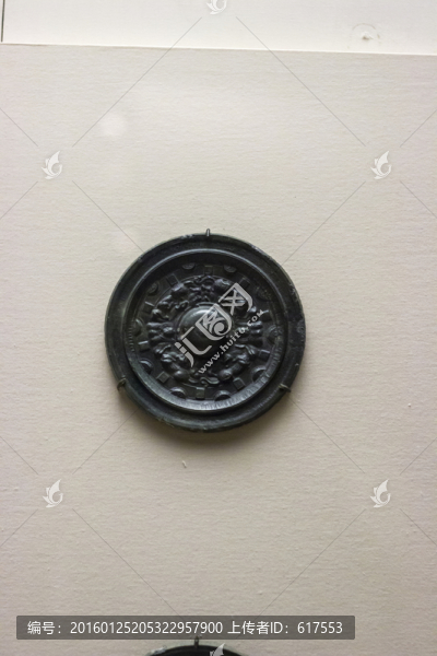 馬紋青銅鏡