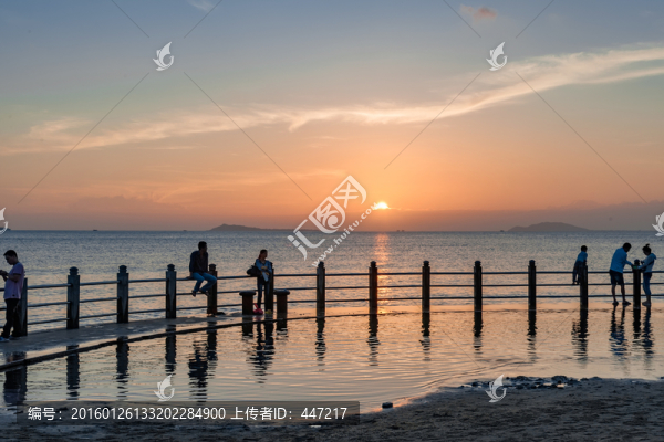 海南三亞灣日落