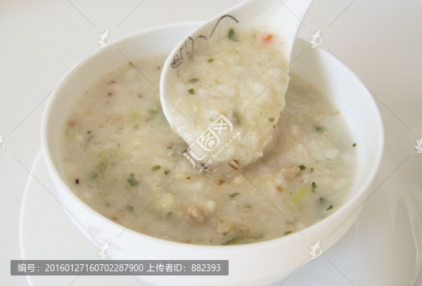 一勺瘦肉粥