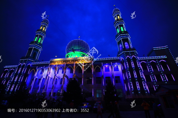 西寧東關(guān)清真寺夜色