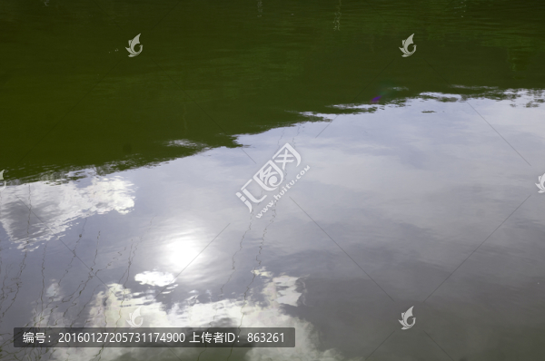 水中太陽