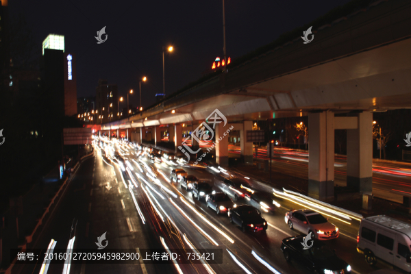 夜晚車流