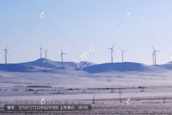 雪山風(fēng)力發(fā)電廠