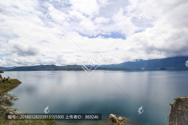 瀘沽湖