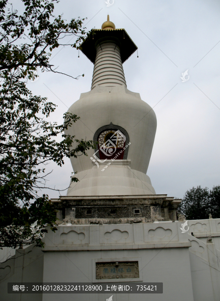 佛塔