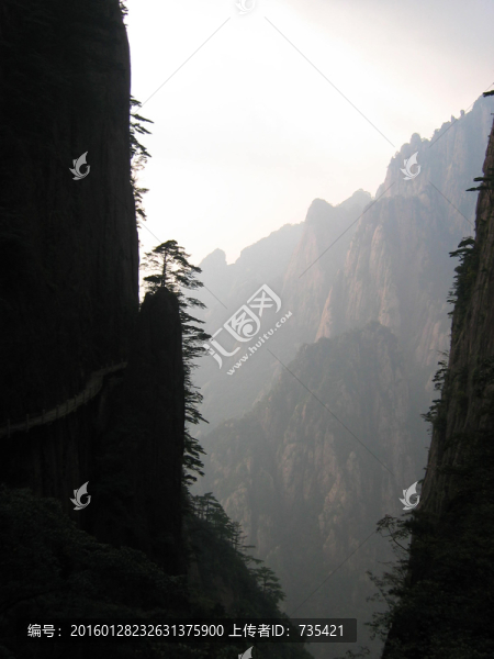 山谷