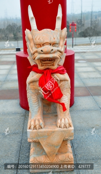 石雕龍