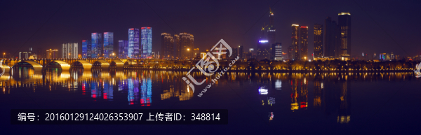 橘子洲頭