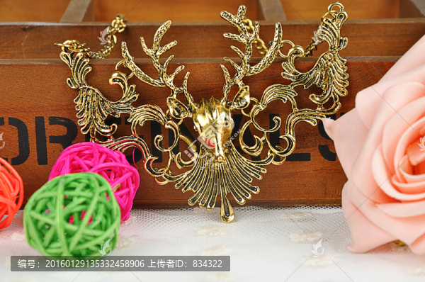 金色麋鹿,假領(lǐng)子鎖骨鏈,金項鏈