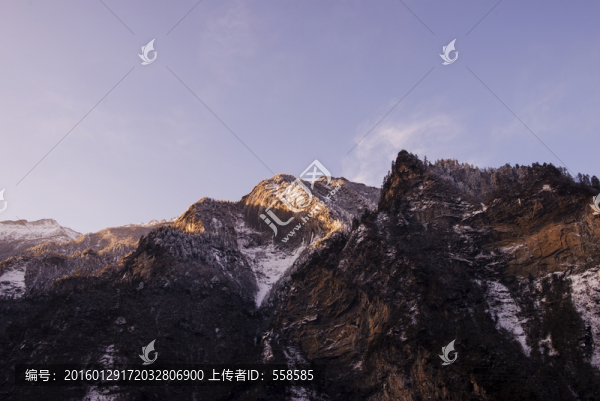 虎牙大峽谷,高山