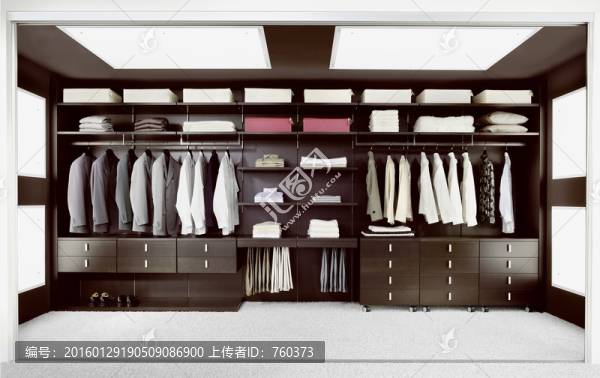 現(xiàn)代板式定制衣帽間衣柜