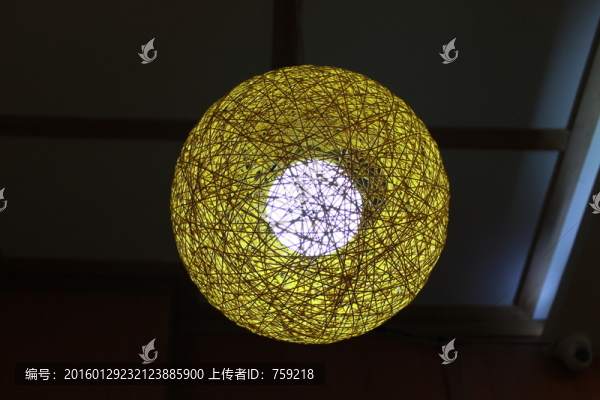 吊燈